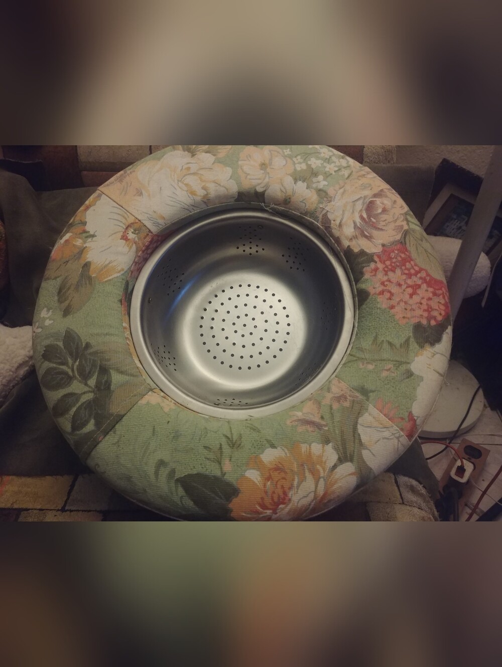 Moxibustion cushion designed for heat therapy